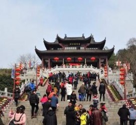 凉山湖北旅游攻略(七月湖北旅游攻略)