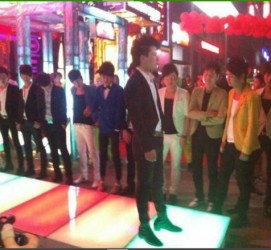 凉山深圳夜总会伴游模特雇用(深圳KTV模特雇用)
