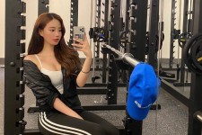 凉山我是一名瑜伽锻练外加兼职模特(我是一名瑜伽锻练外加兼职模特小说)