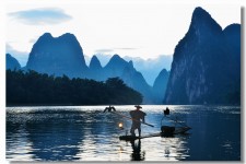 凉山旅游图片(旅游图片真实照片带人)