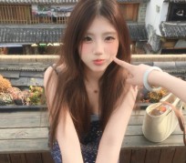 凉山伴游女生 | 周雪的资料