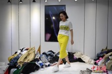 凉山兼职模特试衣服(兼职做试衣模特好吗)