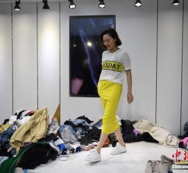 凉山兼职模特试衣服(兼职做试衣模特好吗)