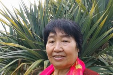 凉山白叟带老伴游半个中国(白叟外出旅游)