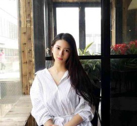 凉山女友兼职模特的小说(女友兼职模特的小说保举)