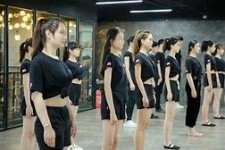 凉山兼职模特进修班(学生怎么兼职模特)