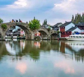 凉山上海旅游攻略(上海旅游攻略手抄报)