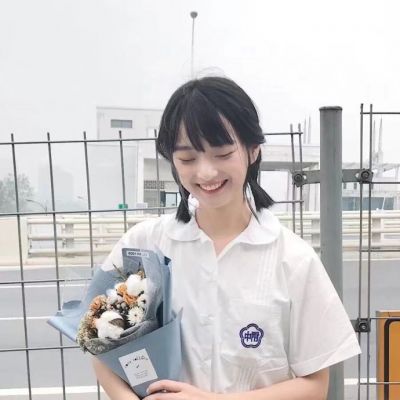 凉山伴游女生王梓涵的资料