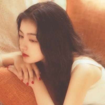 凉山伴游女生赵梦琪的资料
