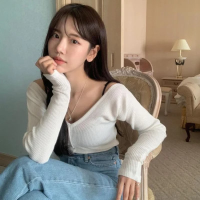 凉山伴游女生邓丽丽的资料
