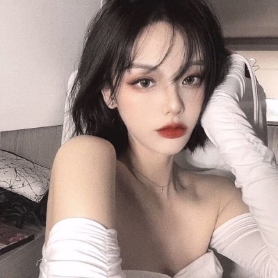凉山伴游女生李幻极的资料