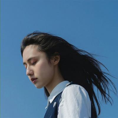 凉山商务伴游带客户去品尝当地美食