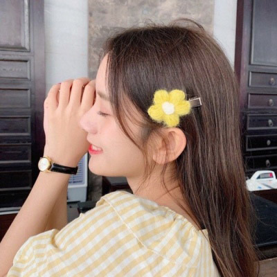 凉山伴游女生黄丽娜的资料
