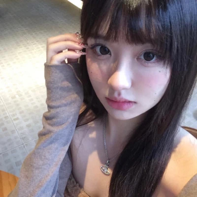 凉山伴游女生车简丽的资料