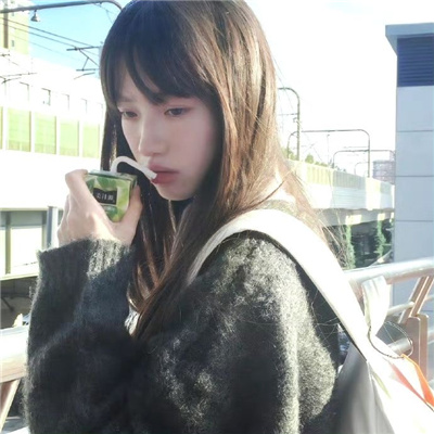 凉山伴游女生沈清荷的资料