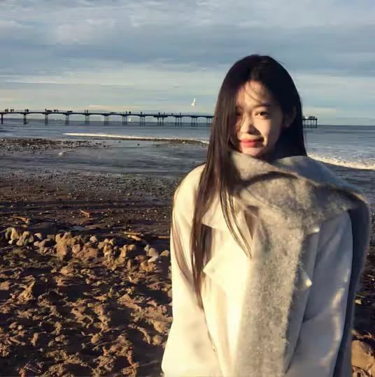 凉山伴游女生周晓婷的资料?