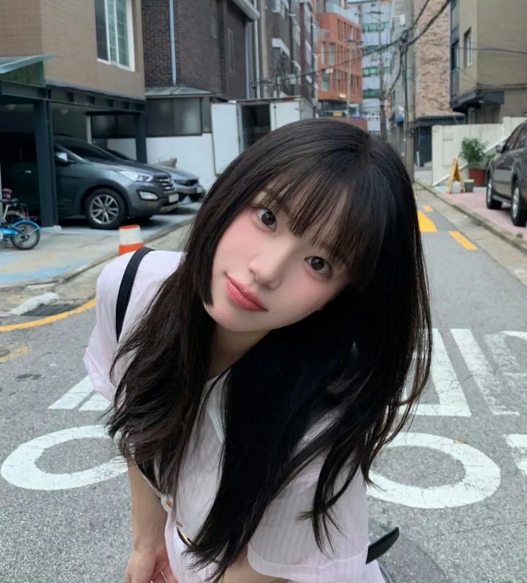 凉山伴游女生 | 林雨薇的资料